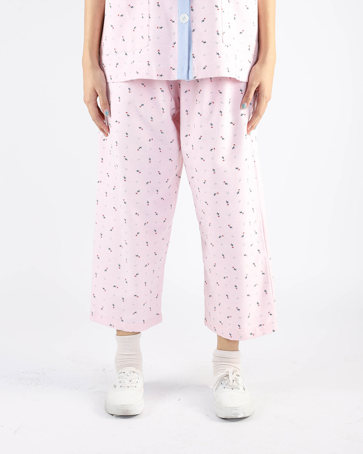 Pink Inpatient Pants with Floral Print