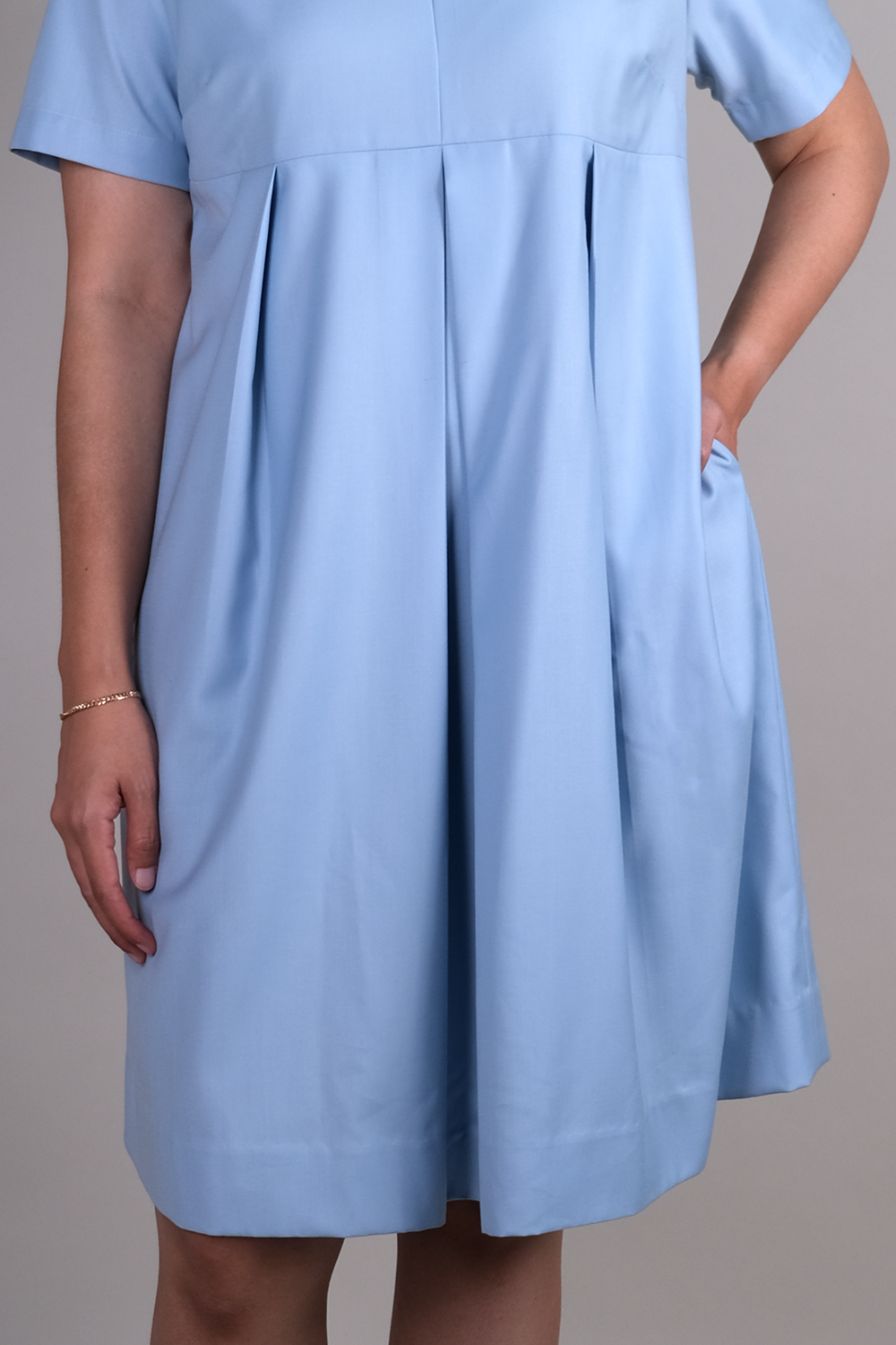 Nurse Maternity Pleated Dress with Side Pocket