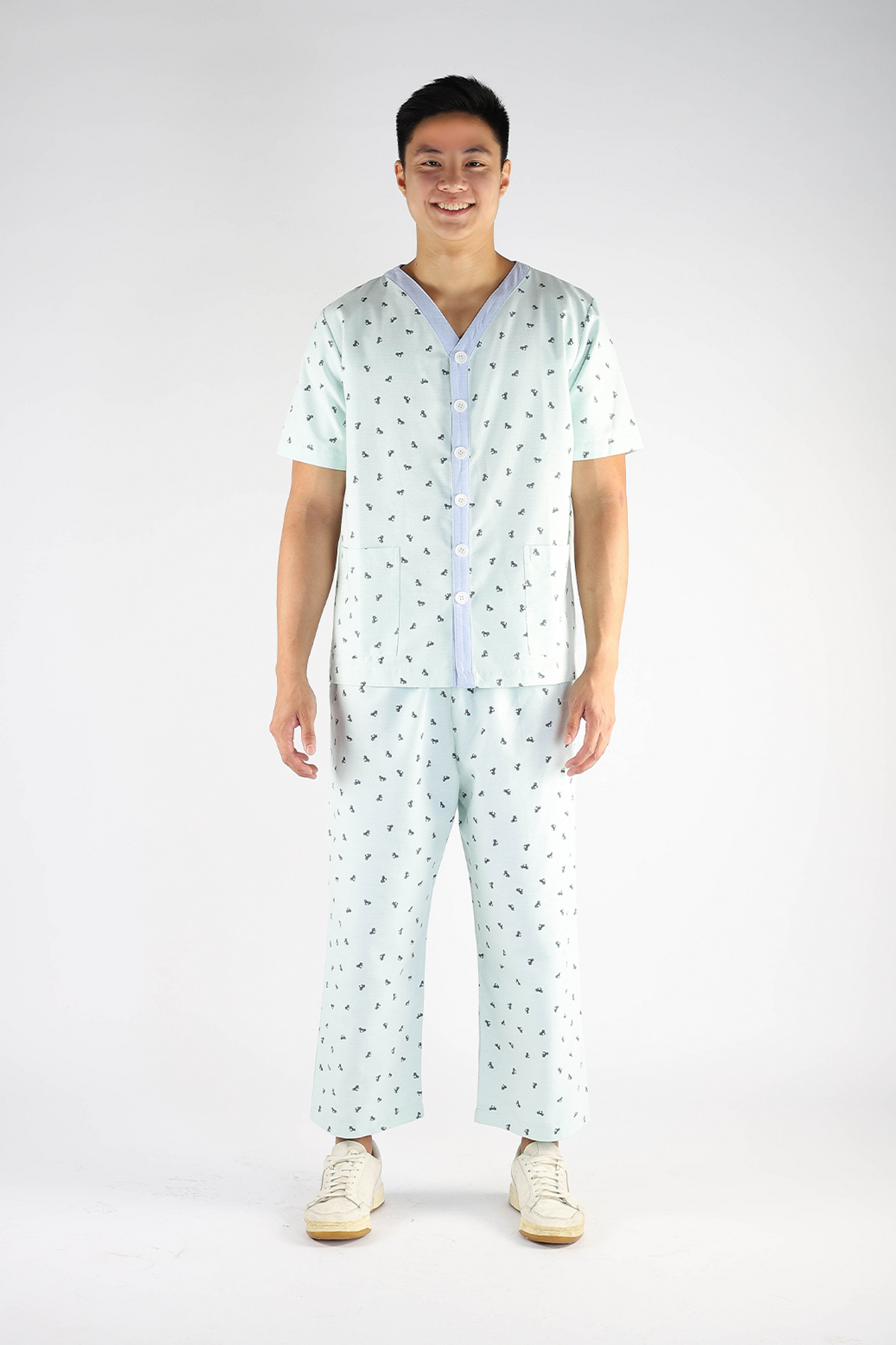 Green Inpatient Pyjama Top with Blue Trims