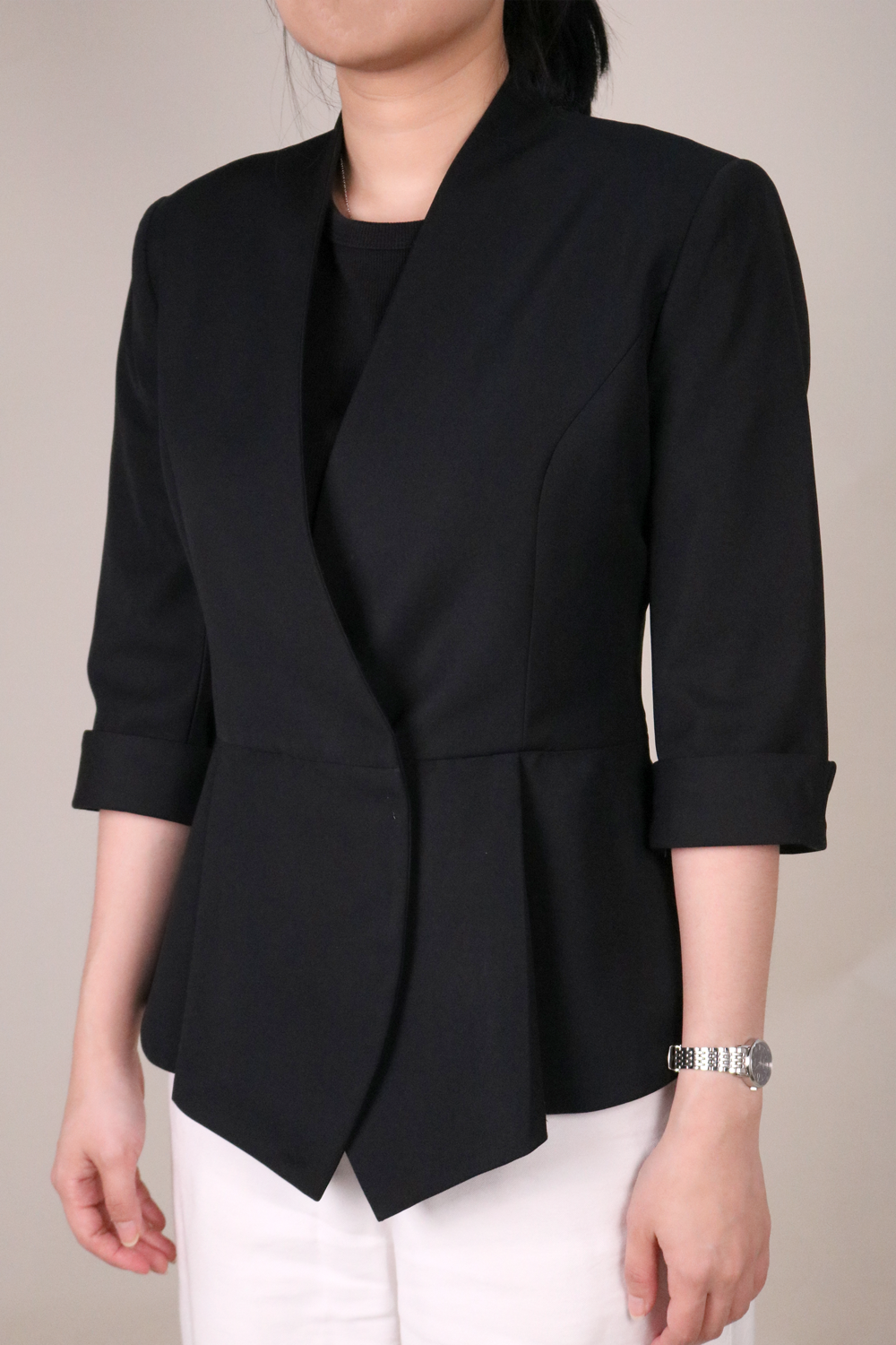 Ladies Tailored Blazer with Pleat